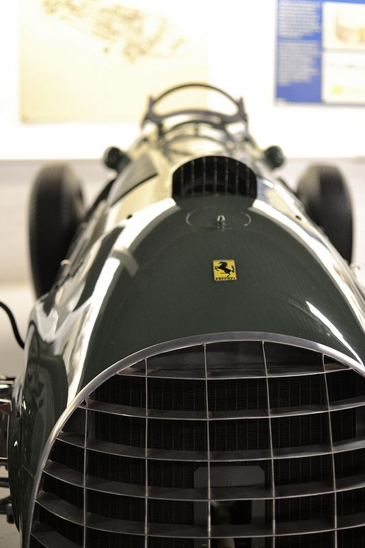 Retro auto - fine photo
