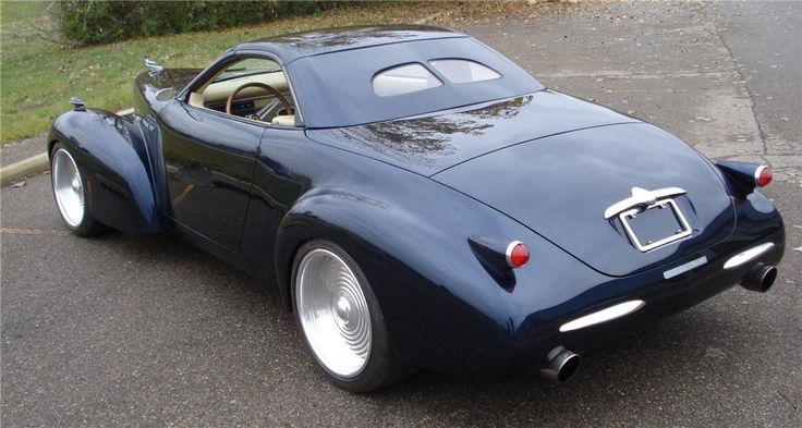 Retro automobile
 - picture
