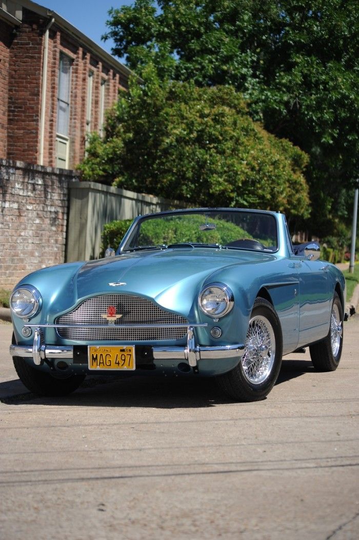 Retro auto - good picture
