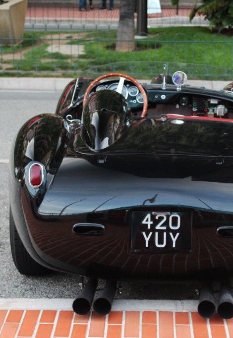 Retro automobile
 - cute image
