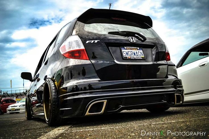Hatchback
 - good picture
