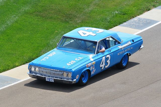 Muscle car
 - super photo
