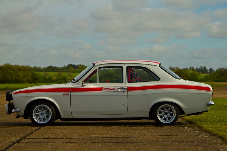 Retro auto - fine photo
