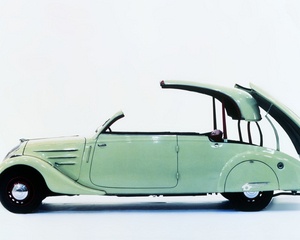 Retro auto - fine picture
