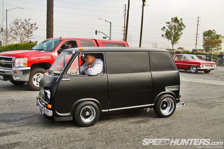 Retro auto - cute picture
