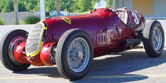 Retro automobile
 - fine image
