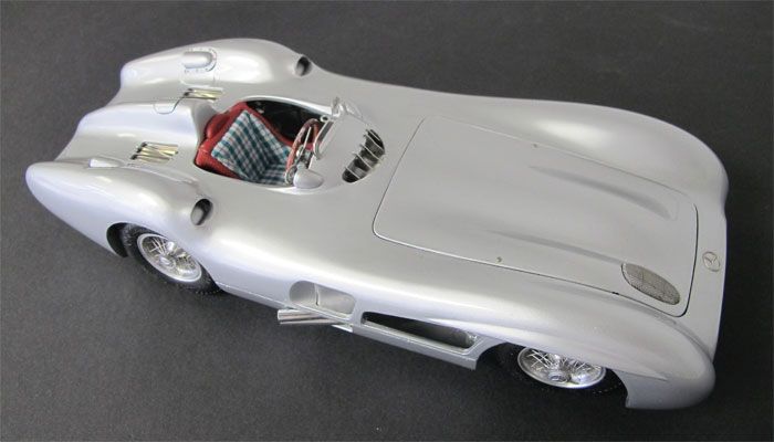 Retro automobile
 - good picture
