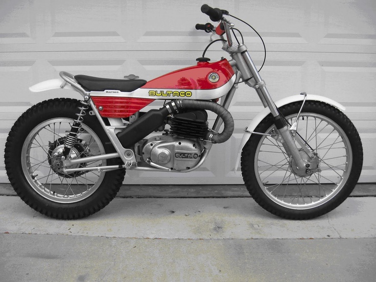 Retro car
 - picture
