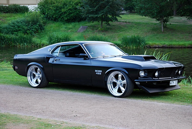 Muscle car
 - cool photo
