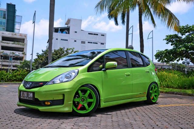 Hatchback
 - cute image
