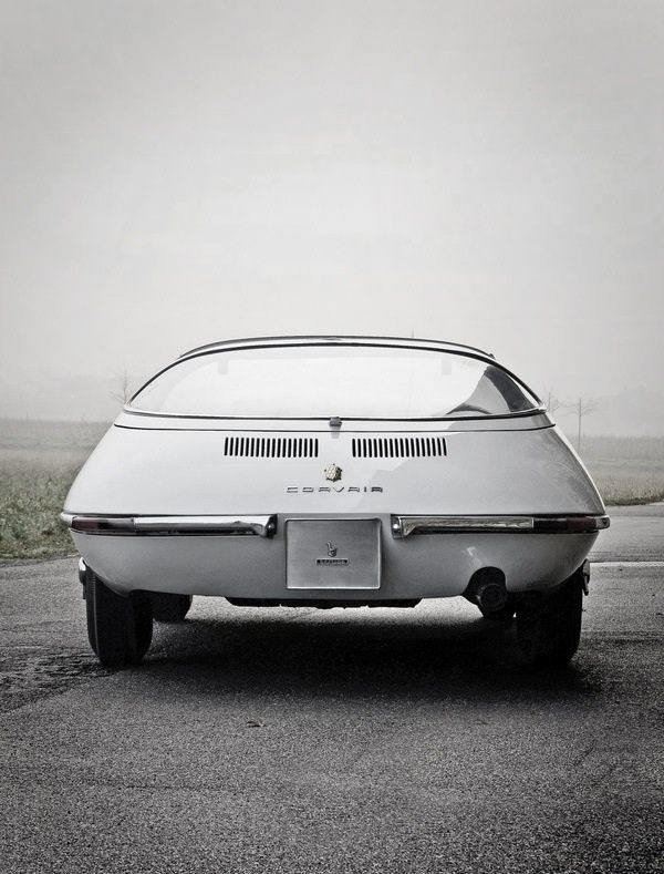 Retro automobile
 - good image
