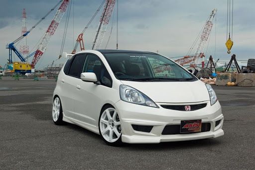 Hatchback
 - fine picture
