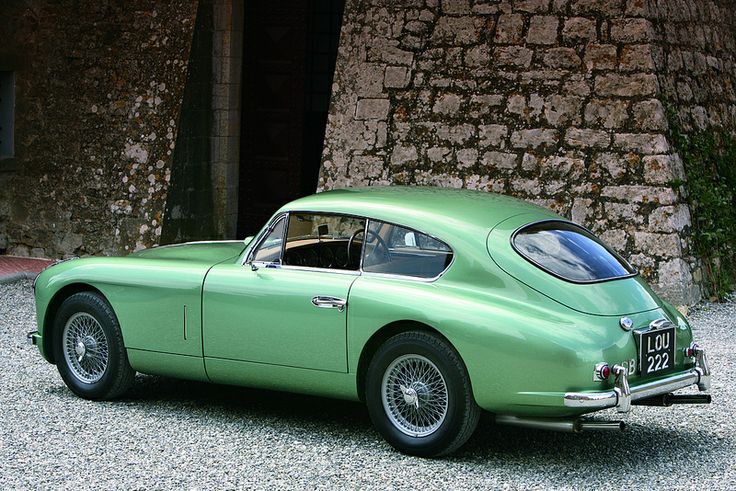 Retro automobile
 - image
