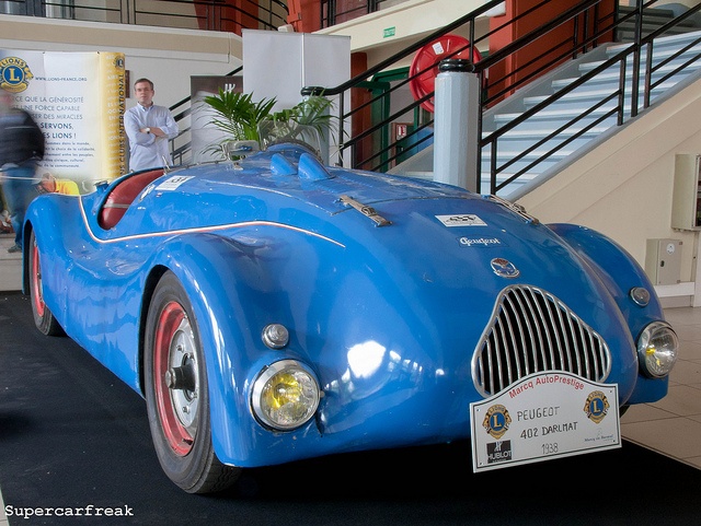 Retro automobile
 - nice image
