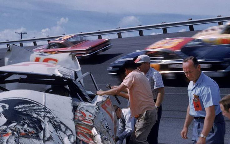 Muscle automobile
 - fine image
