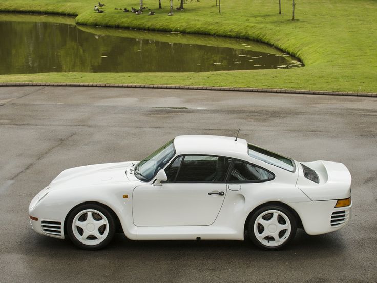 Retro auto - cute picture
