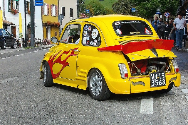 Retro car
 - cute image
