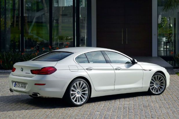 Sedan
 - super photo
