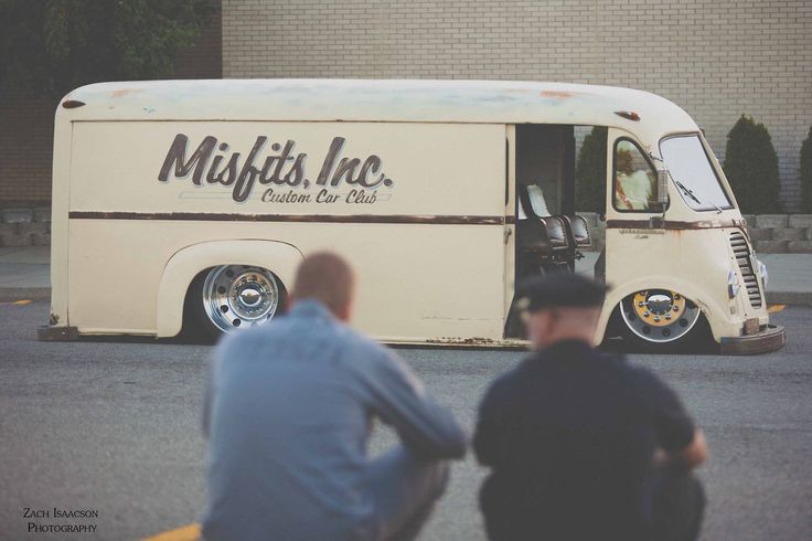 Retro car
 - cool picture
