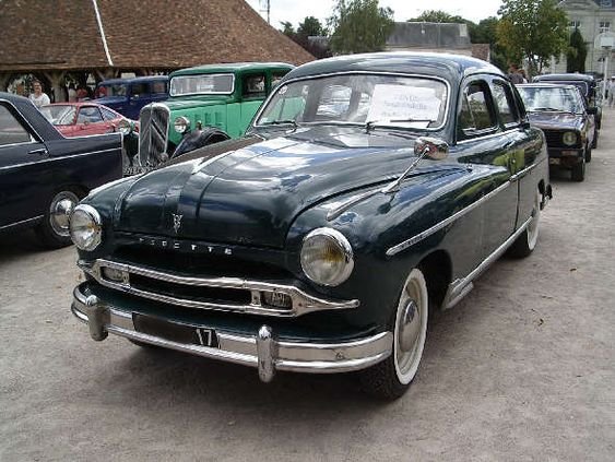 Retro auto - intriguing image