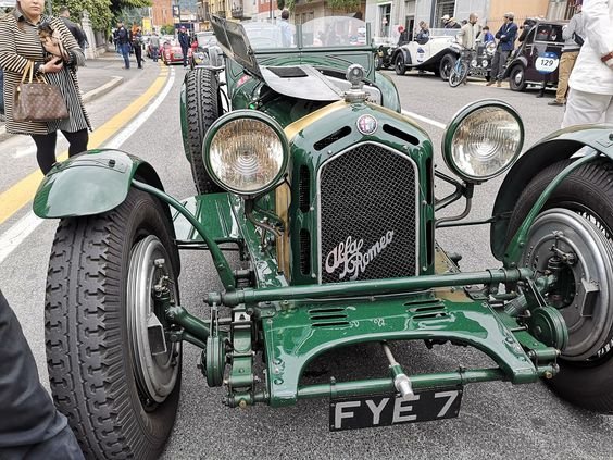 Retro car - fascinating picture