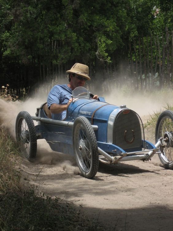 Retro car - cute picture