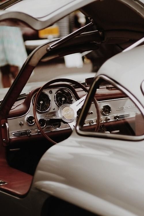 Retro car - gorgeous photo