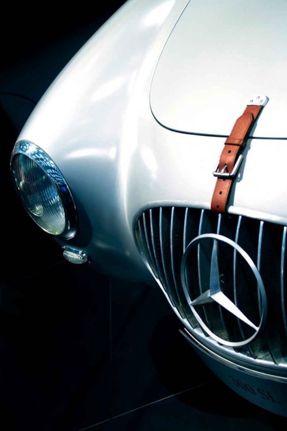 Retro car - intriguing picture