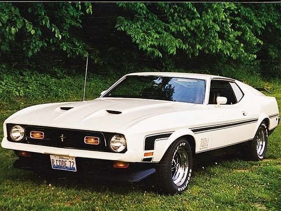 Retro car - super image