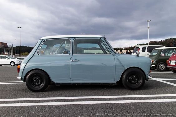 Retro car - fascinating image