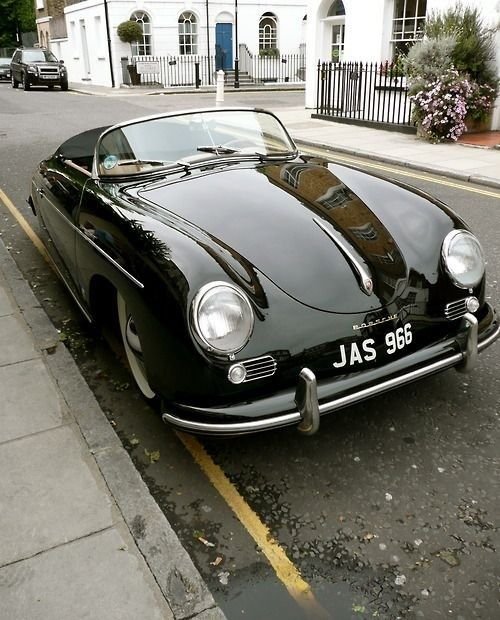 Retro car - gorgeous photo