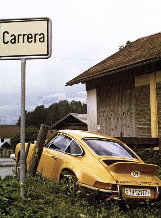 Retro car - interesting photo