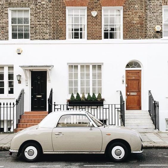 Retro car - intriguing picture